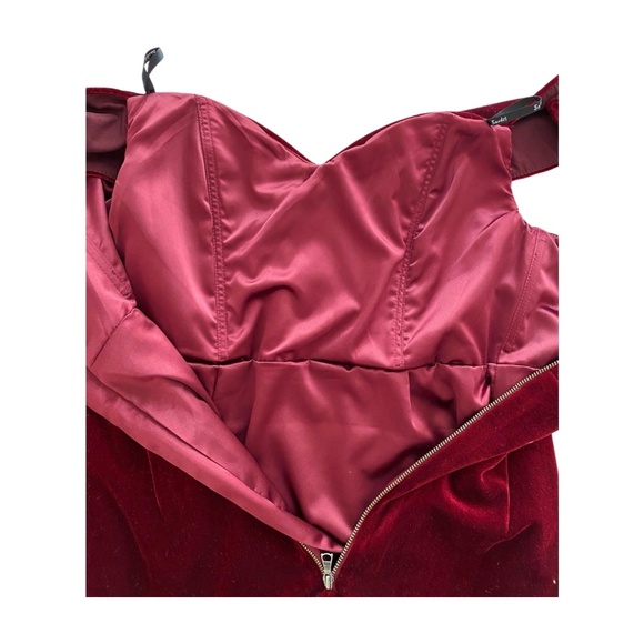 Bardot Burgundy Velvet Off-Shoulder Cocktail Dress Size 6 - Picture 7 of 7